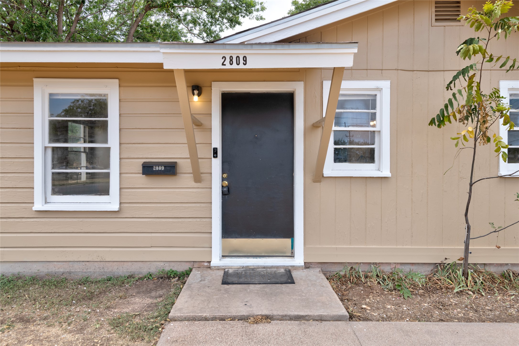 2809 S 27th Street