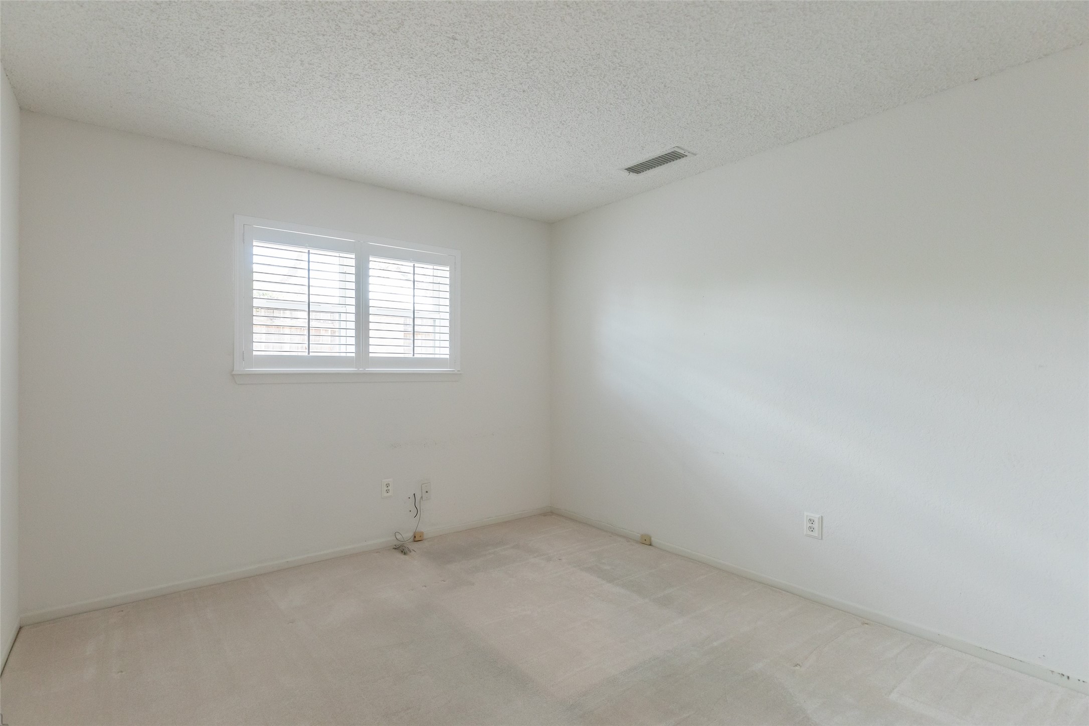 5566 Chimney Rock Road