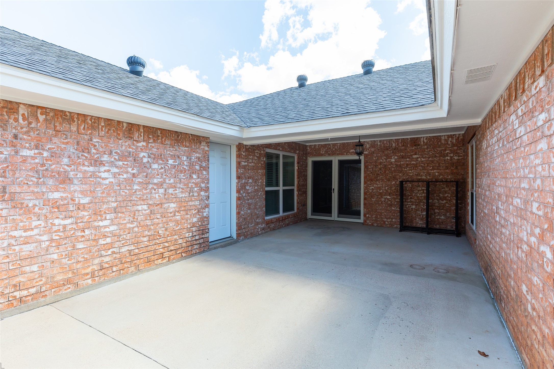 5566 Chimney Rock Road