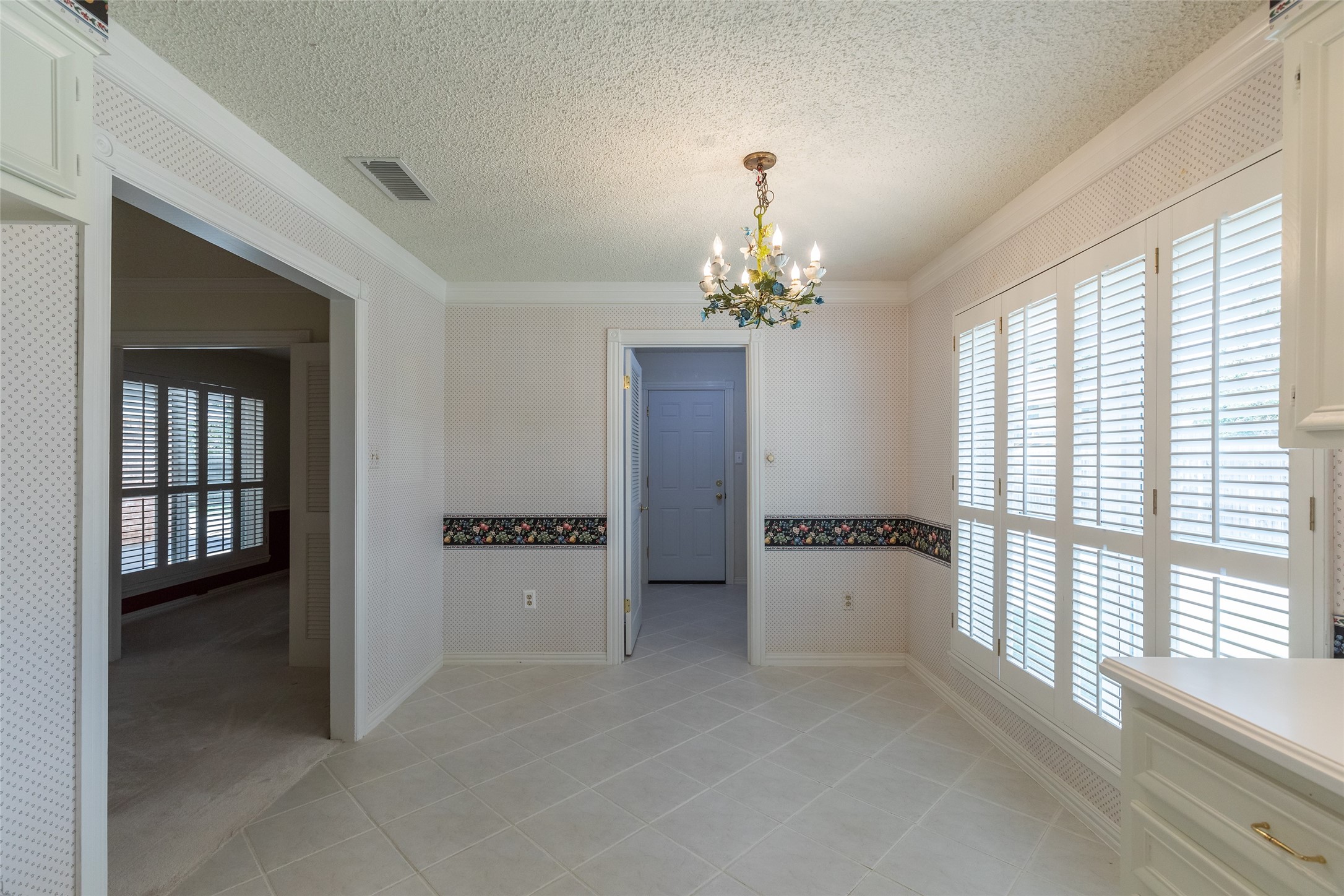 5566 Chimney Rock Road
