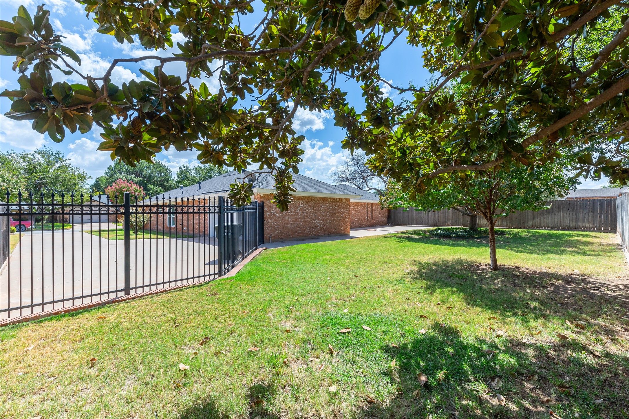 5566 Chimney Rock Road