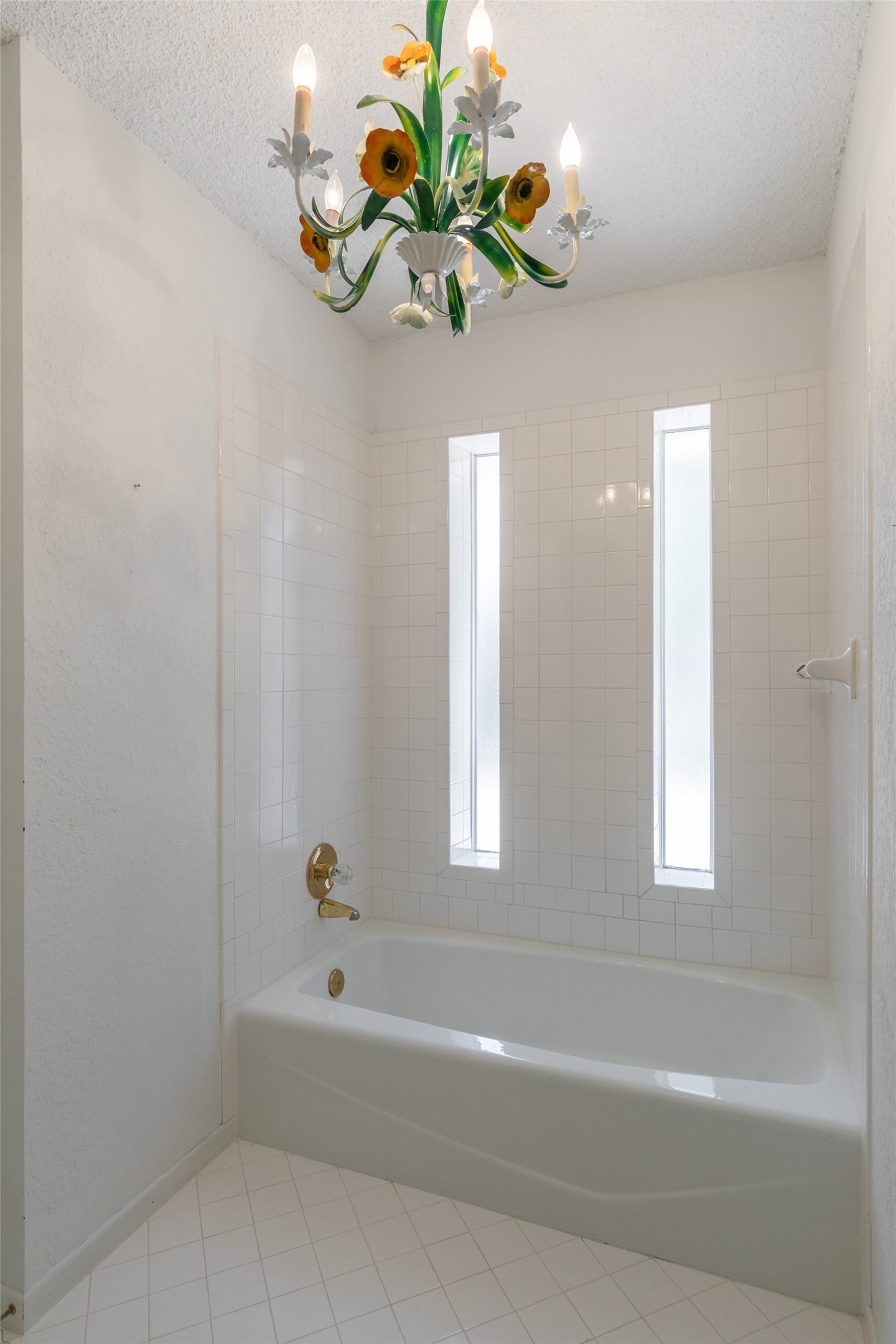 5566 Chimney Rock Road