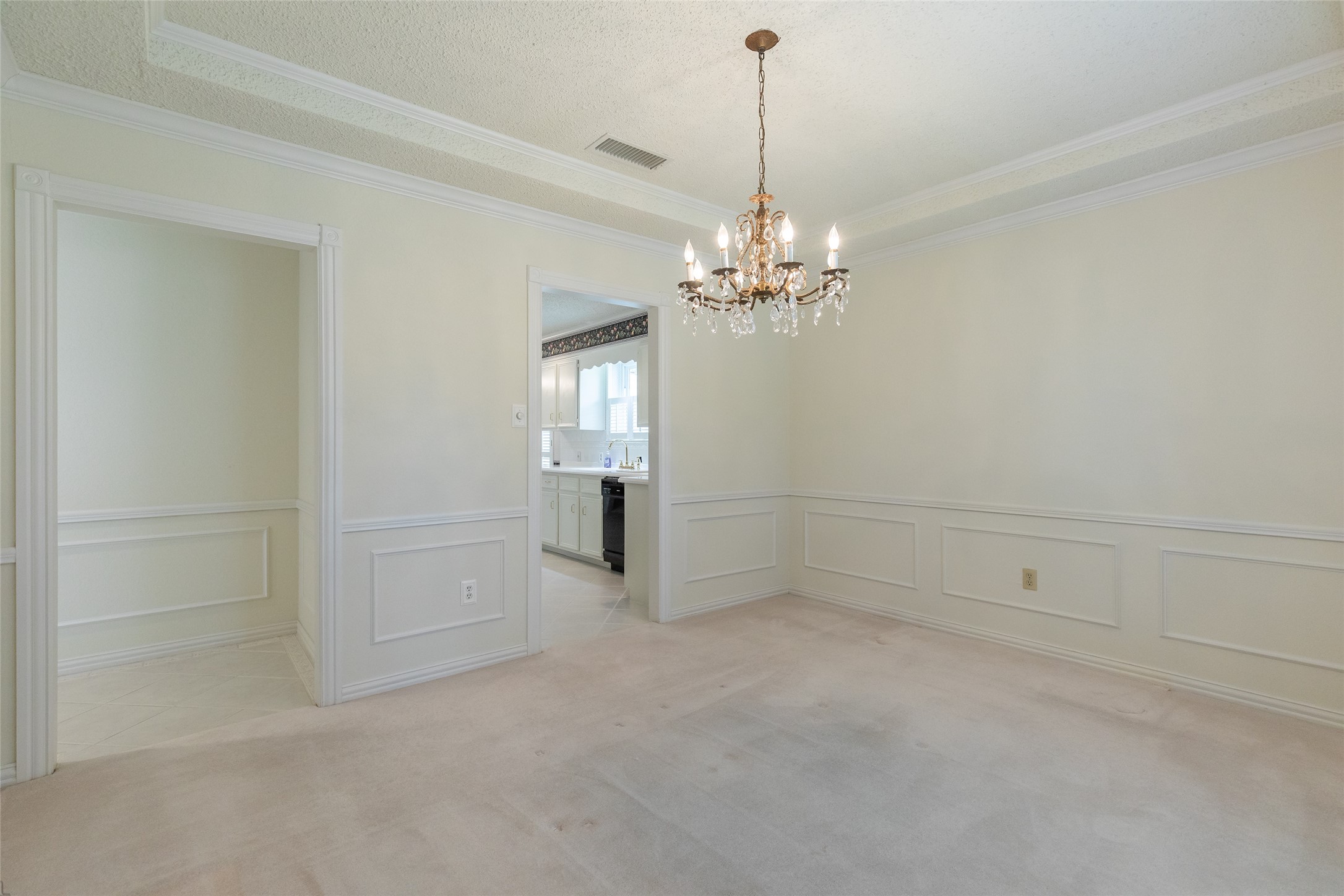5566 Chimney Rock Road