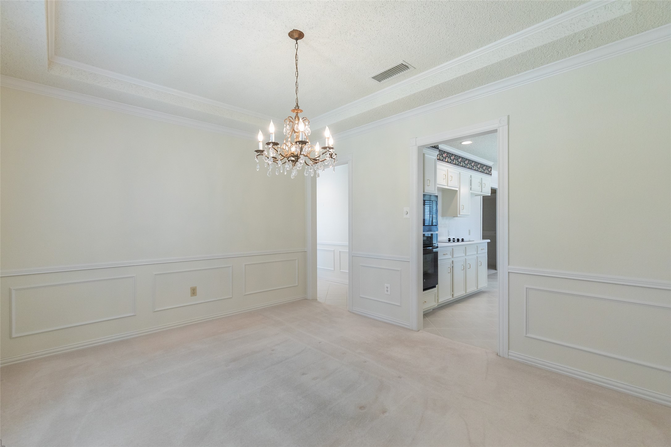 5566 Chimney Rock Road