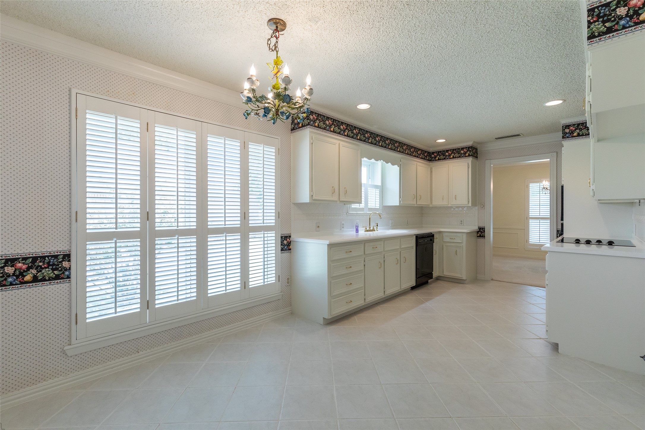 5566 Chimney Rock Road