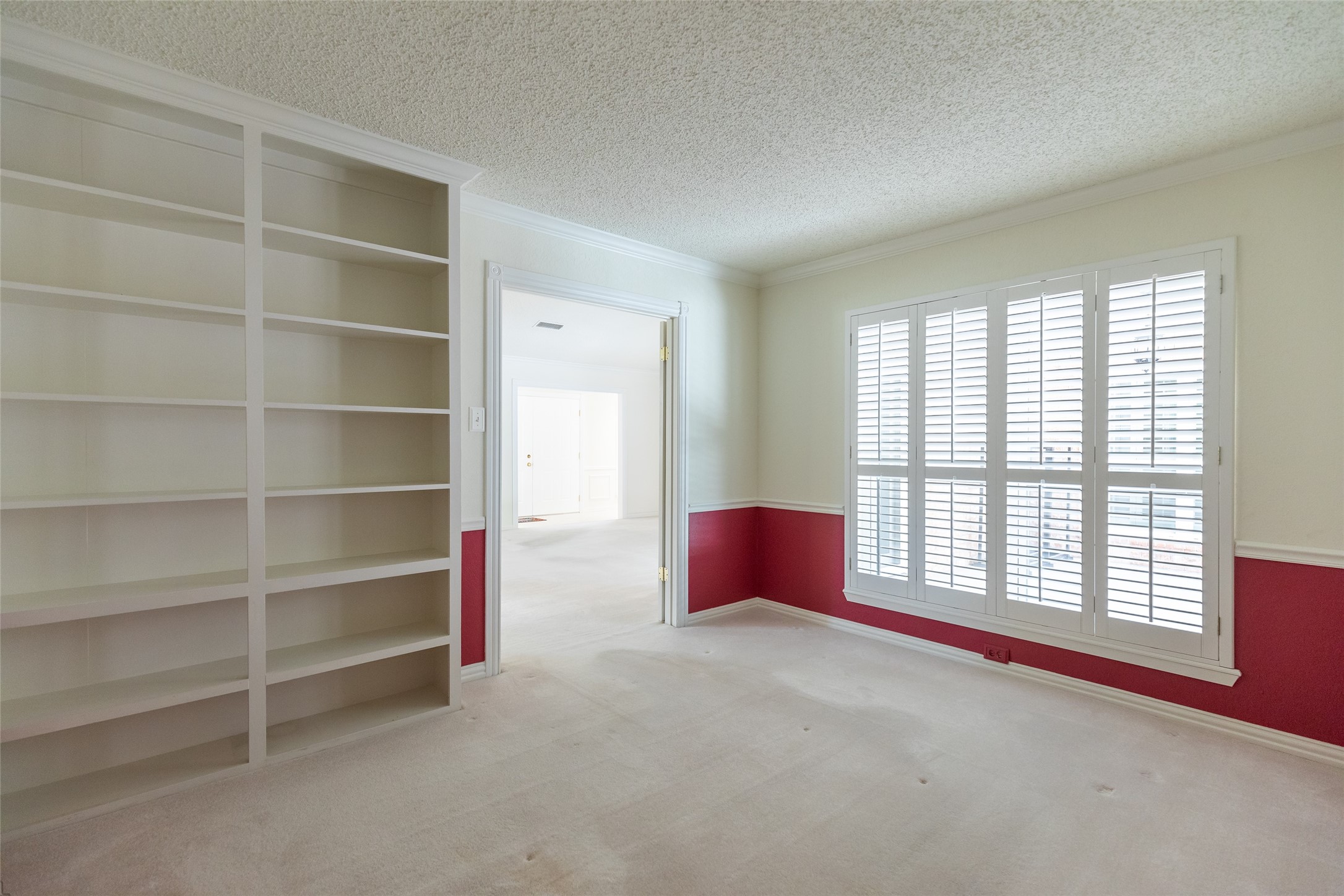 5566 Chimney Rock Road