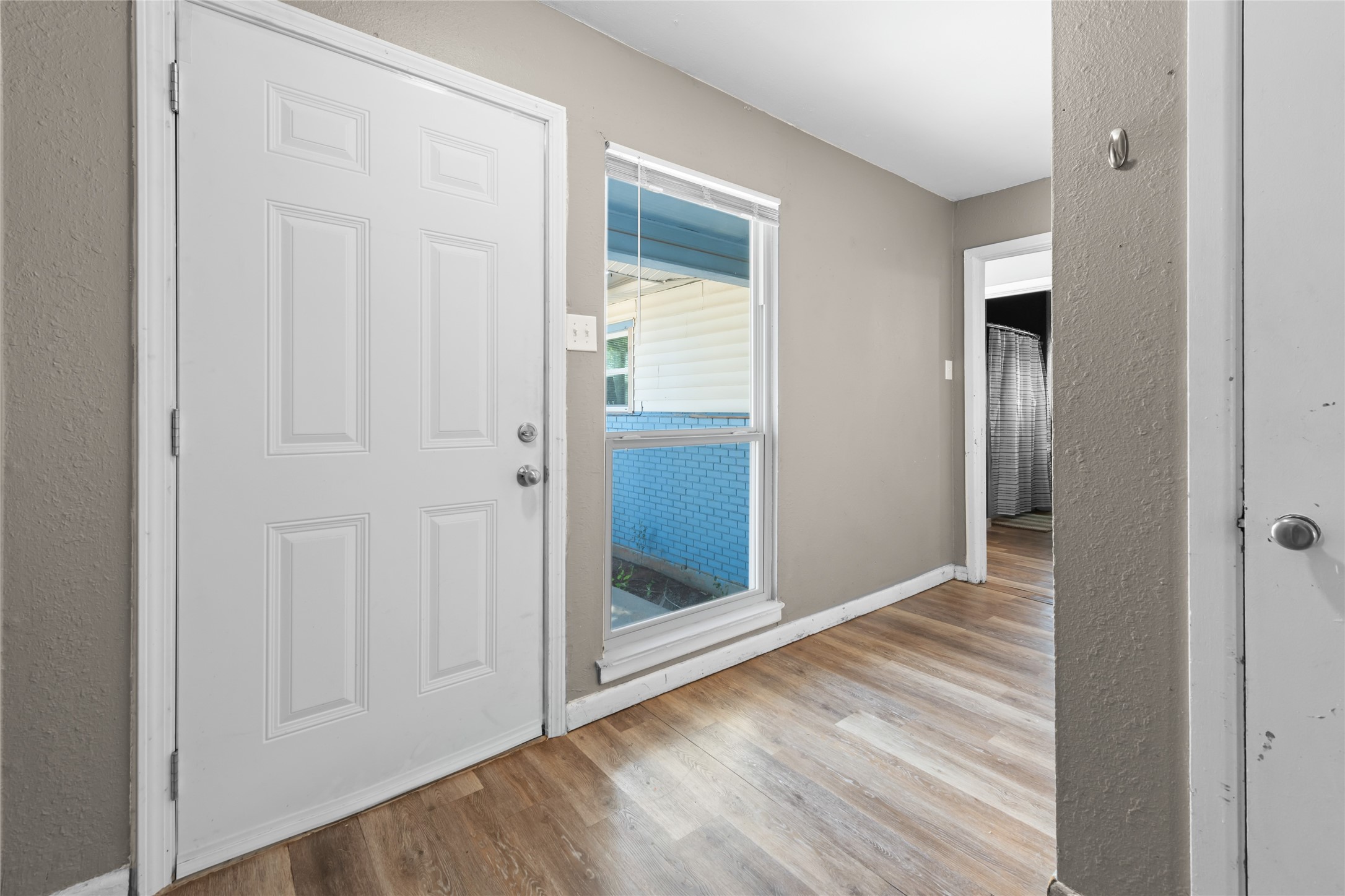 1134 S Pioneer Drive