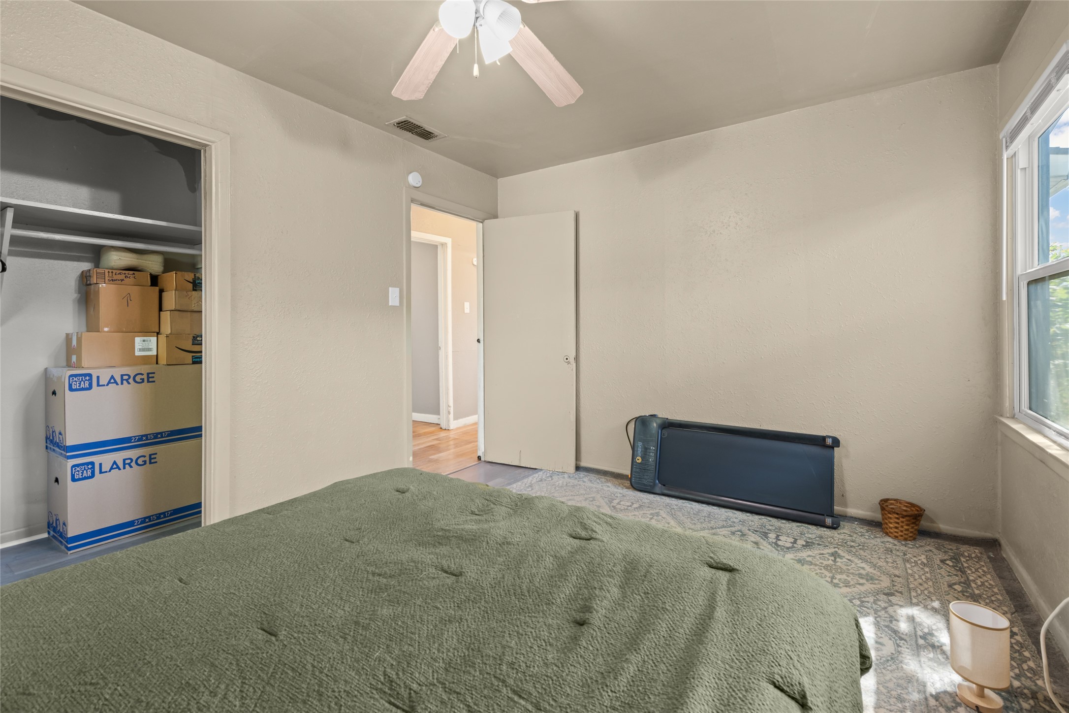 1134 S Pioneer Drive