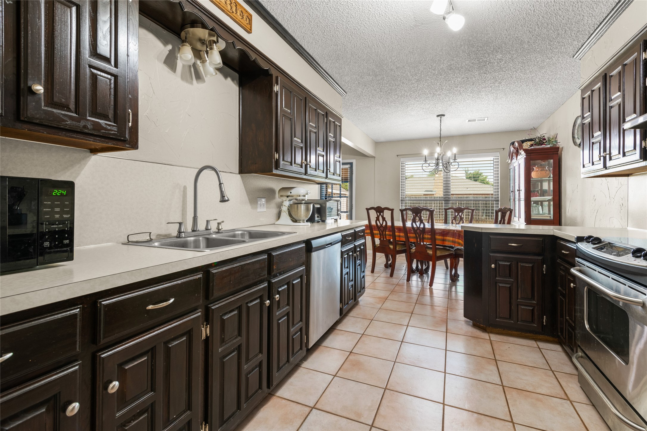 5241 Meadowick Lane