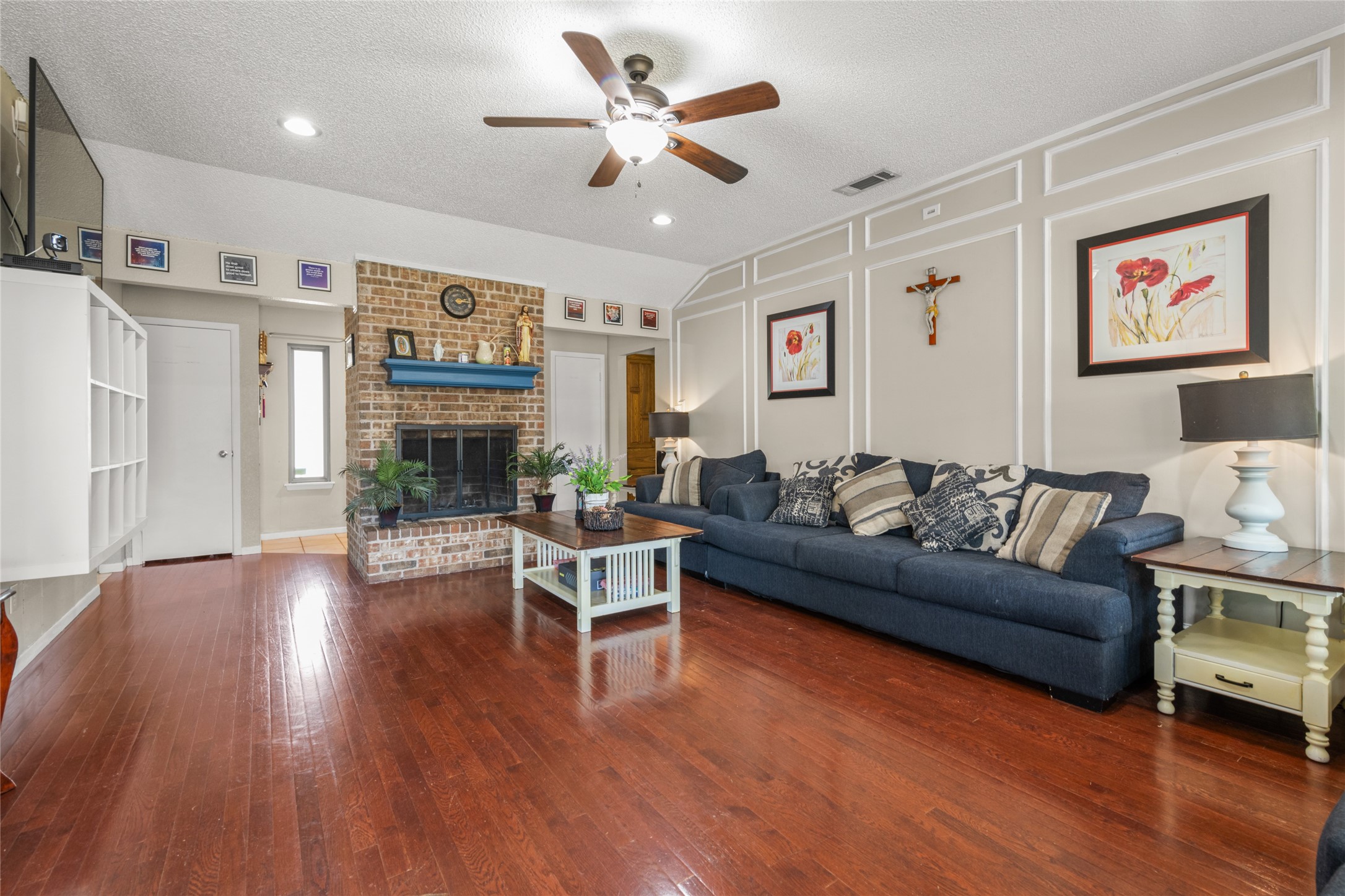 5241 Meadowick Lane