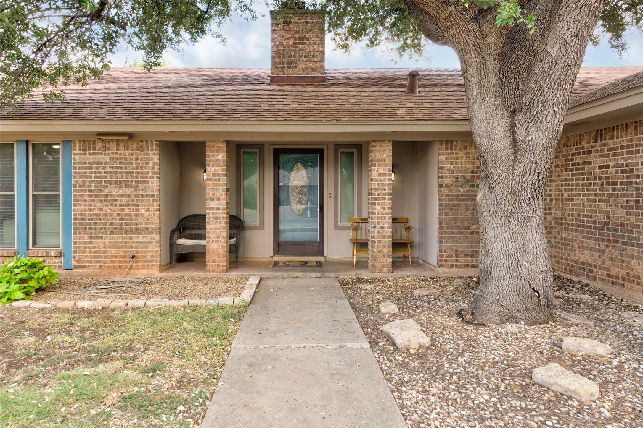 5241 Meadowick Lane
