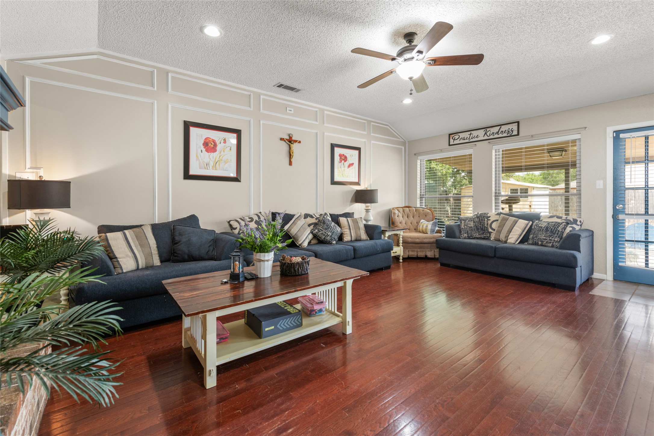 5241 Meadowick Lane