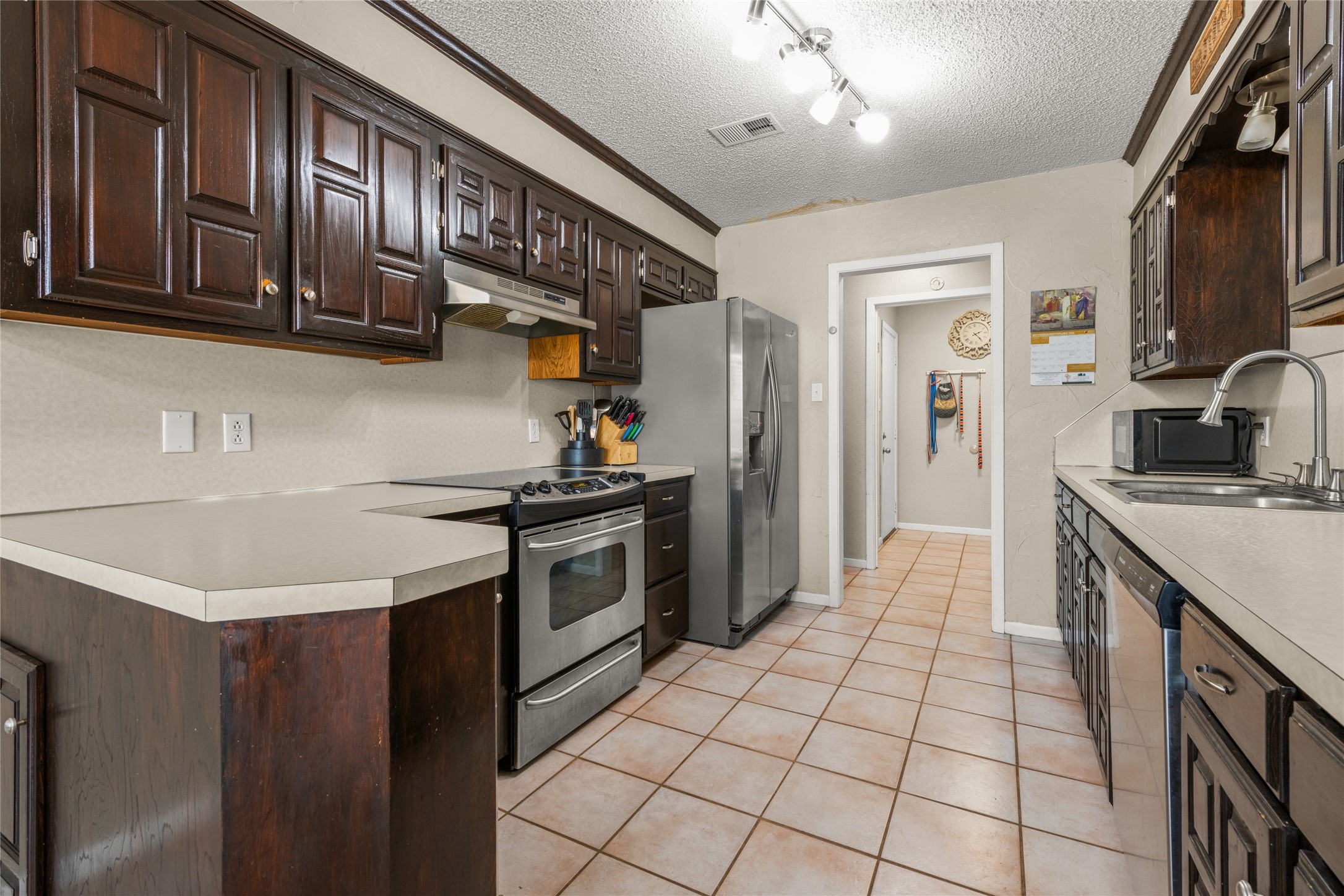 5241 Meadowick Lane