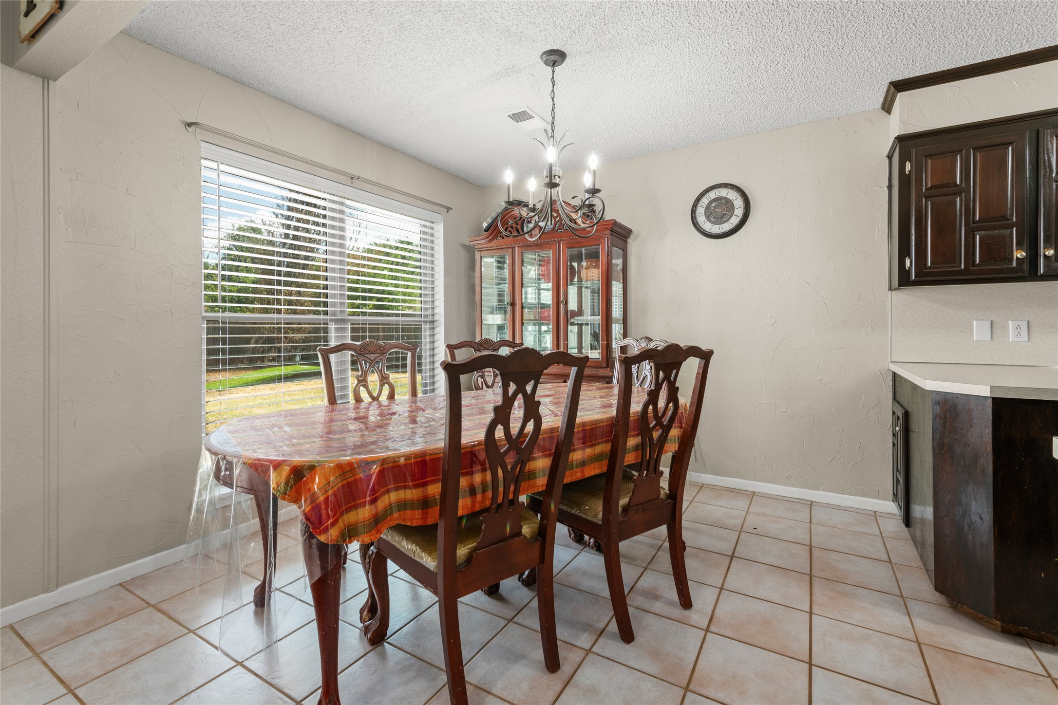 5241 Meadowick Lane