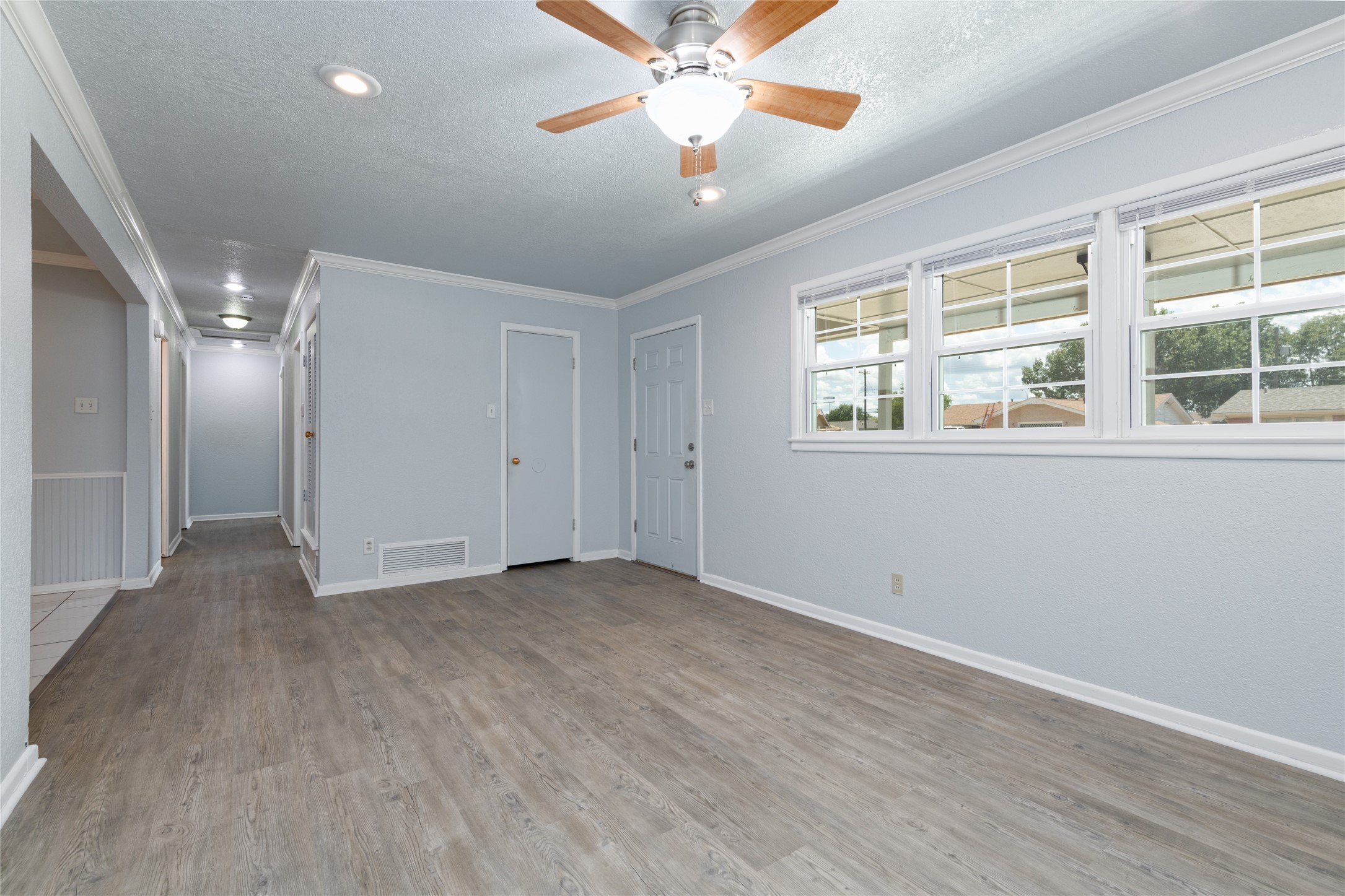 3142 Columbia Drive