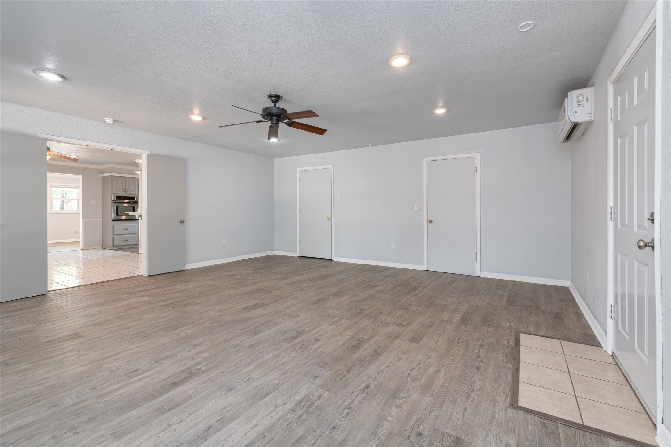 3142 Columbia Drive