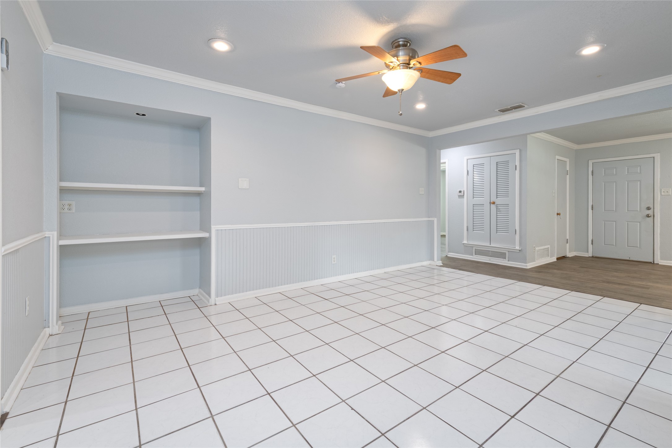3142 Columbia Drive
