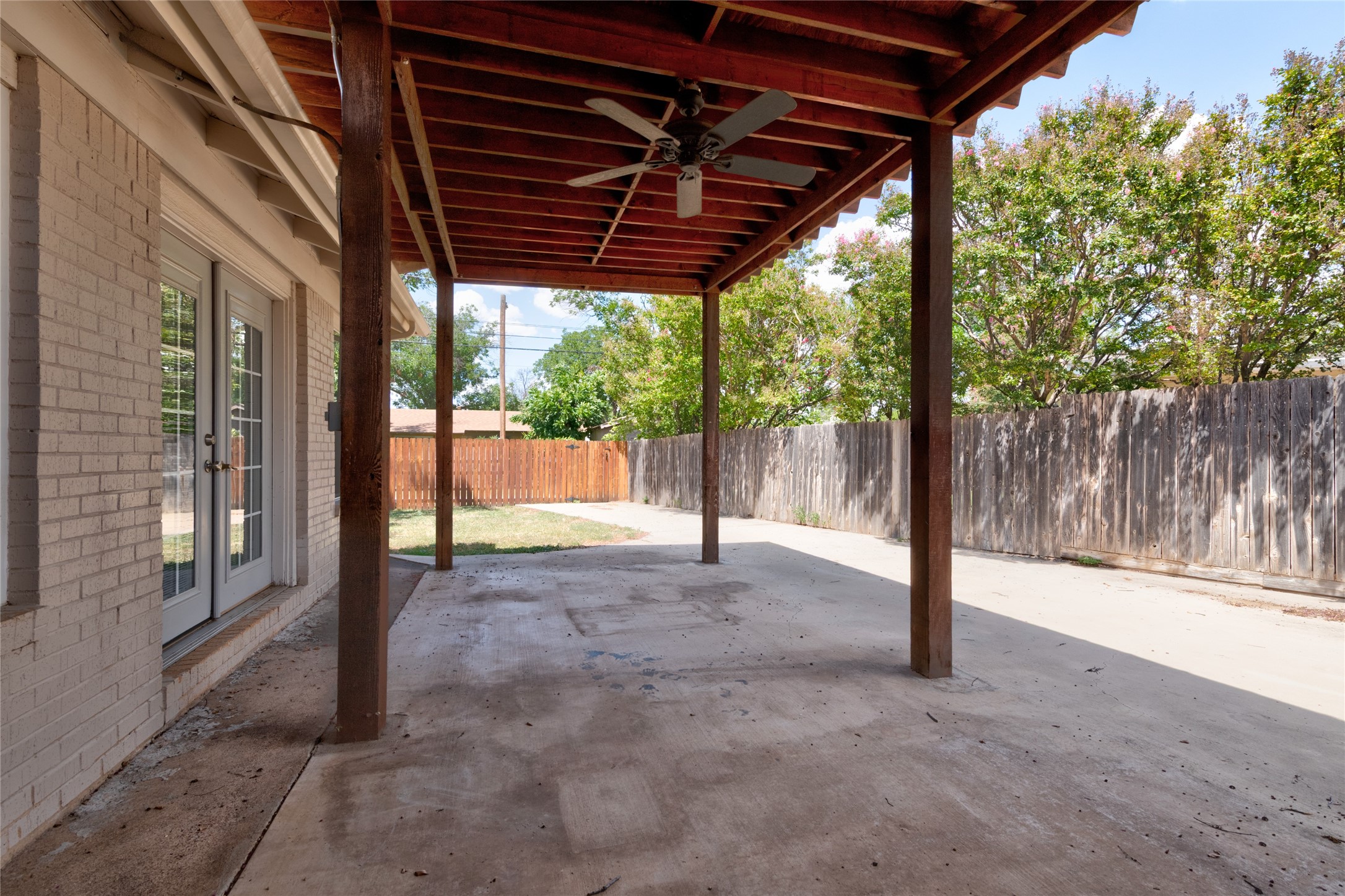 3142 Columbia Drive