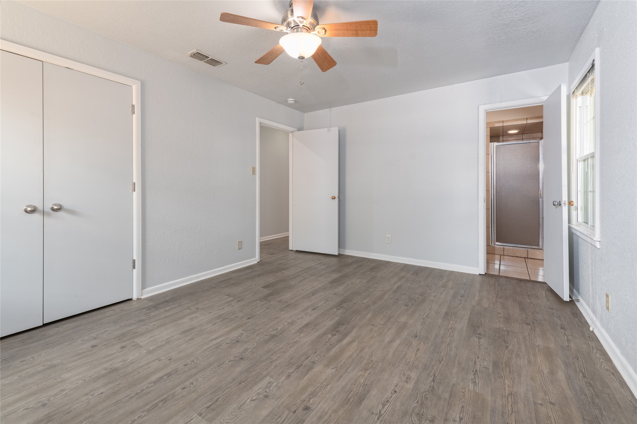 3142 Columbia Drive