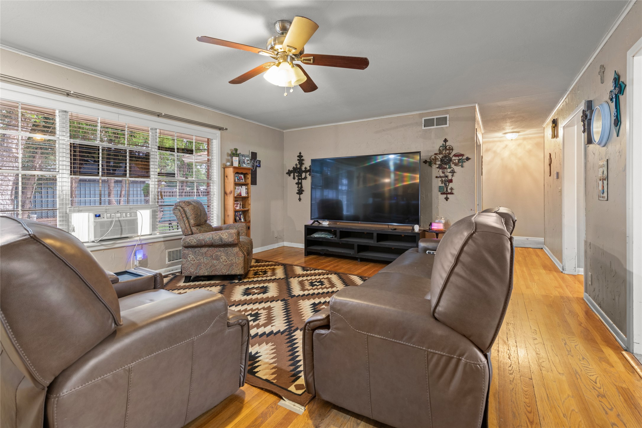 120 N 15th Avenue