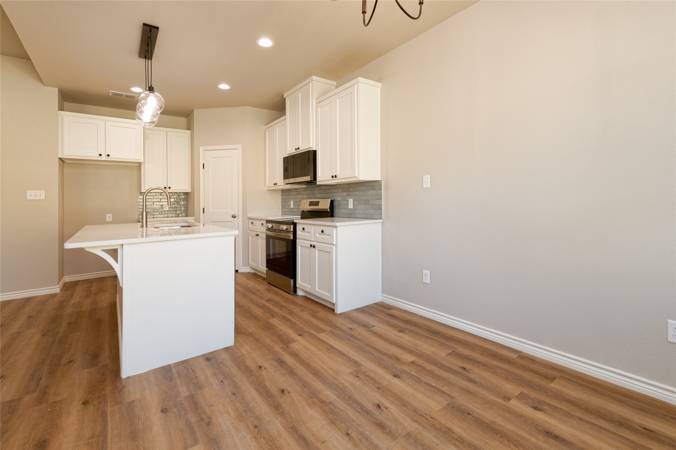 119 Shallow Water Court