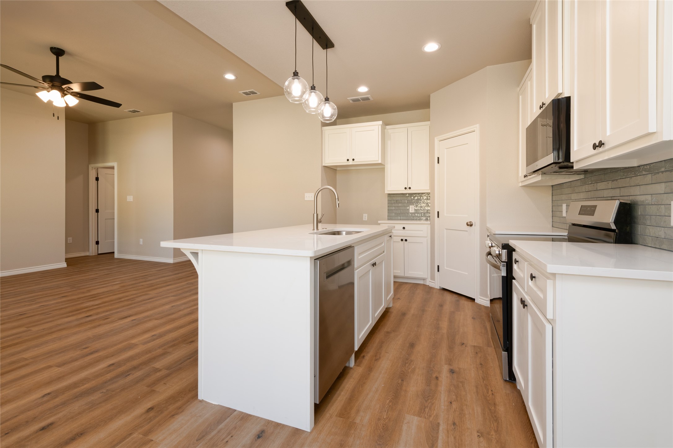 119 Shallow Water Court