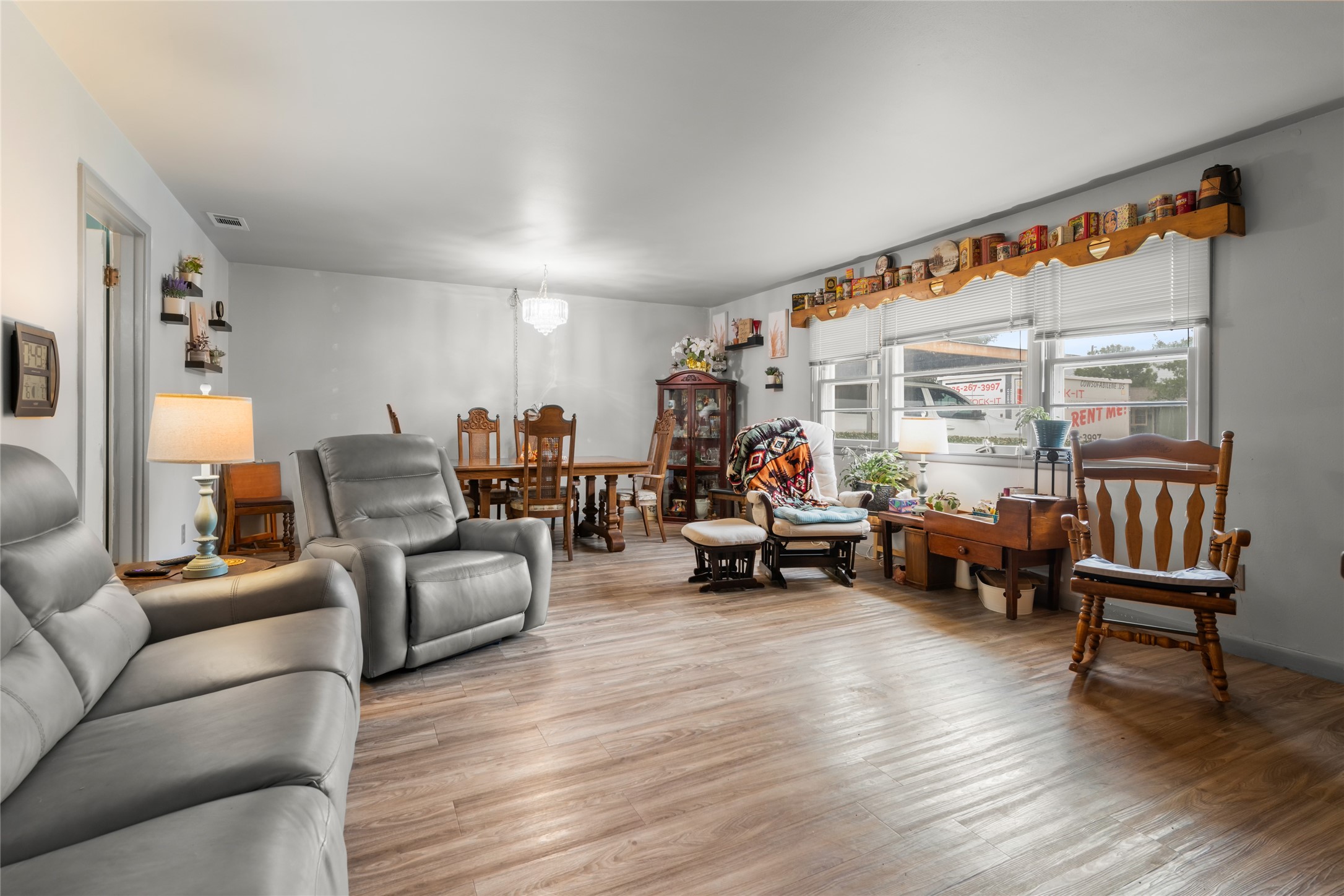 302 Lexington Avenue