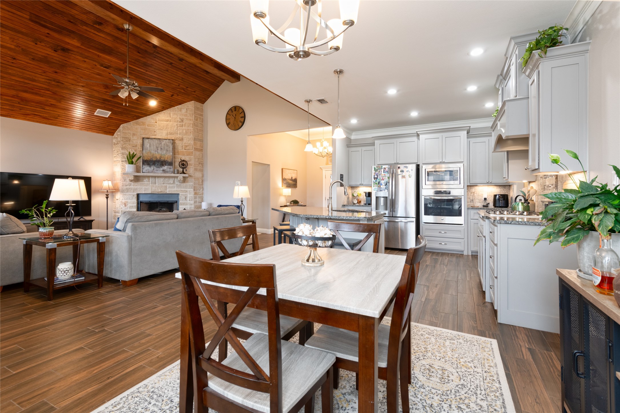 3810 Kady Ridge