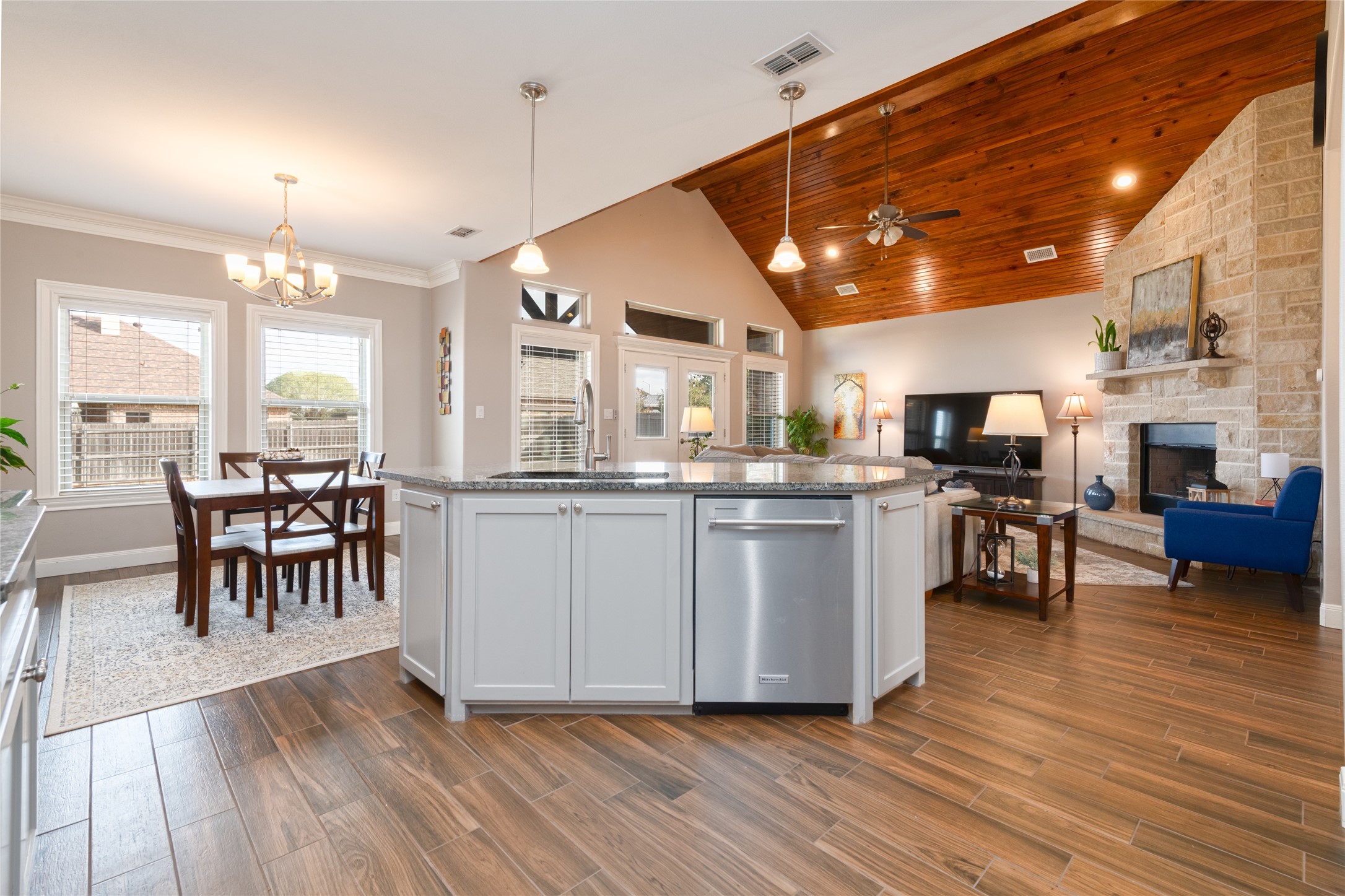 3810 Kady Ridge