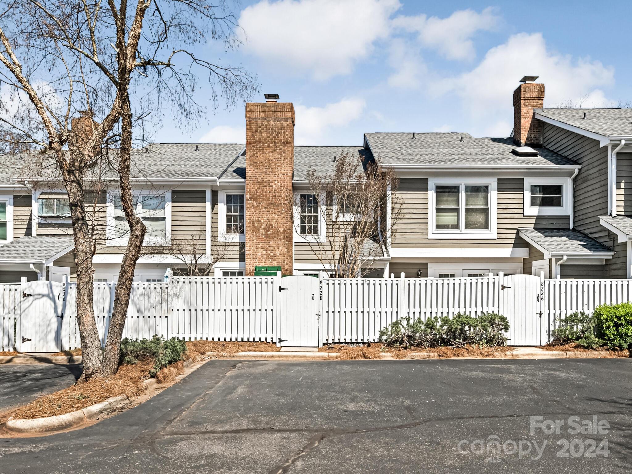 8228 Legare Court