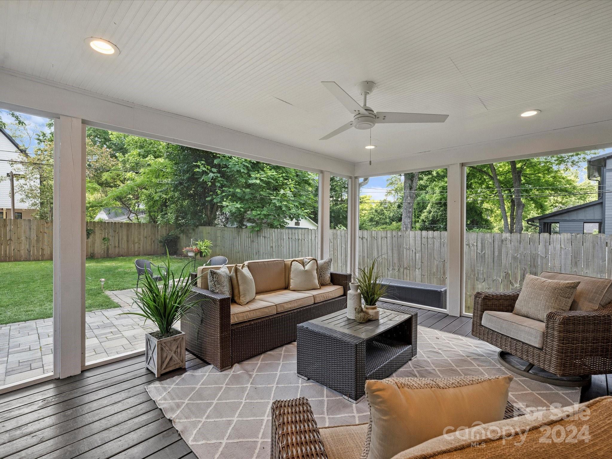 1308 Cortland Road W