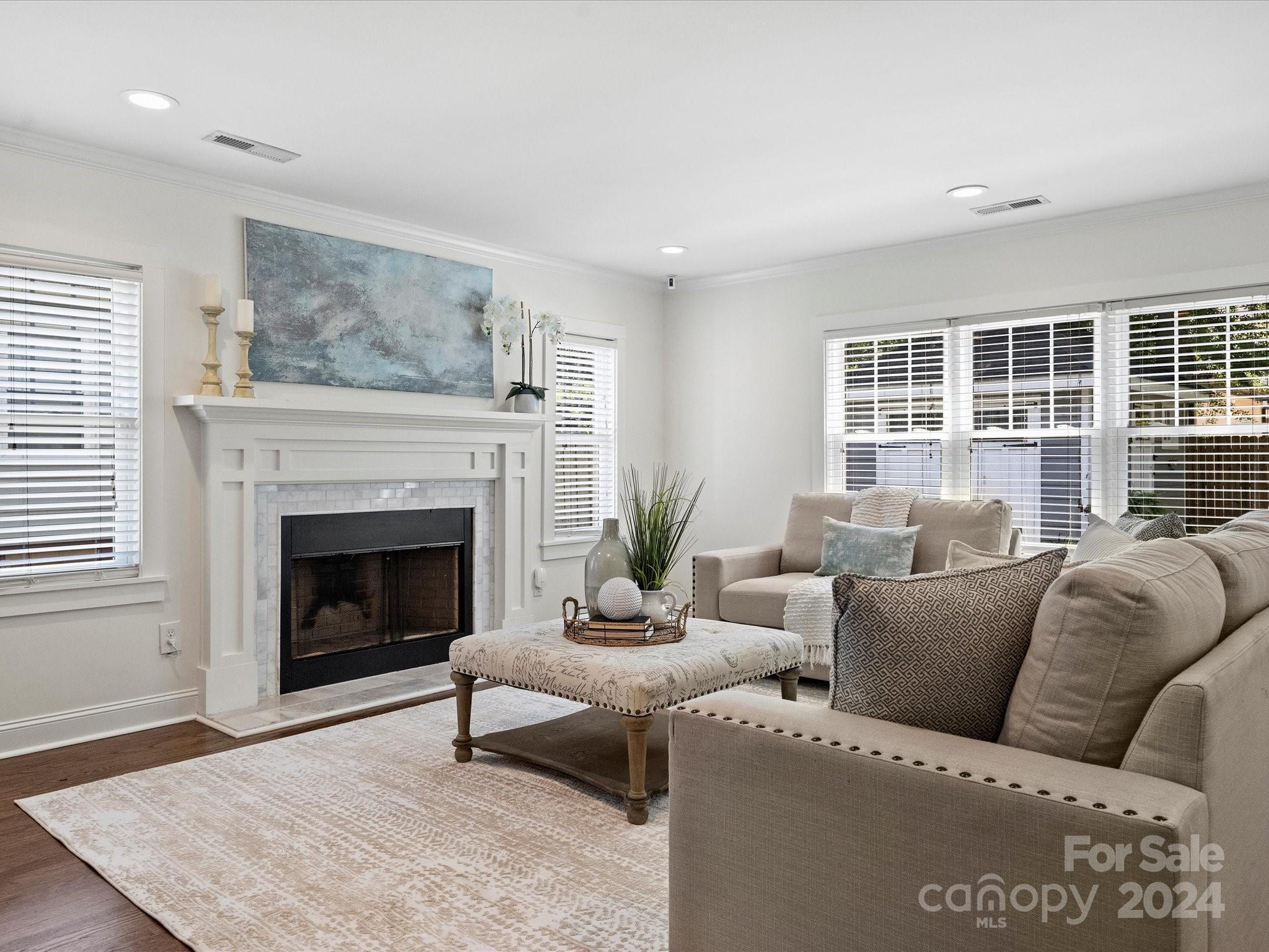 1308 Cortland Road W