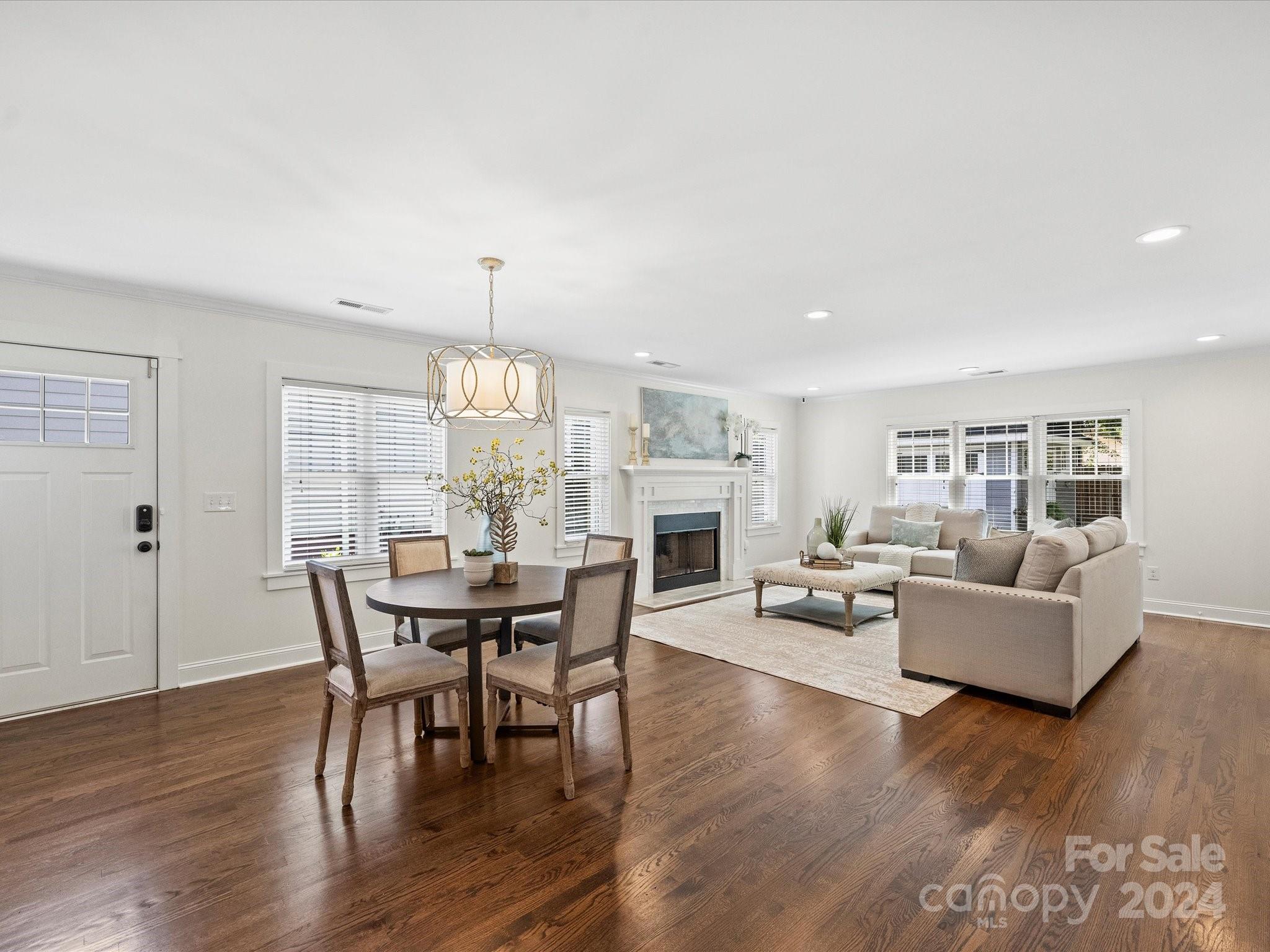 1308 Cortland Road W