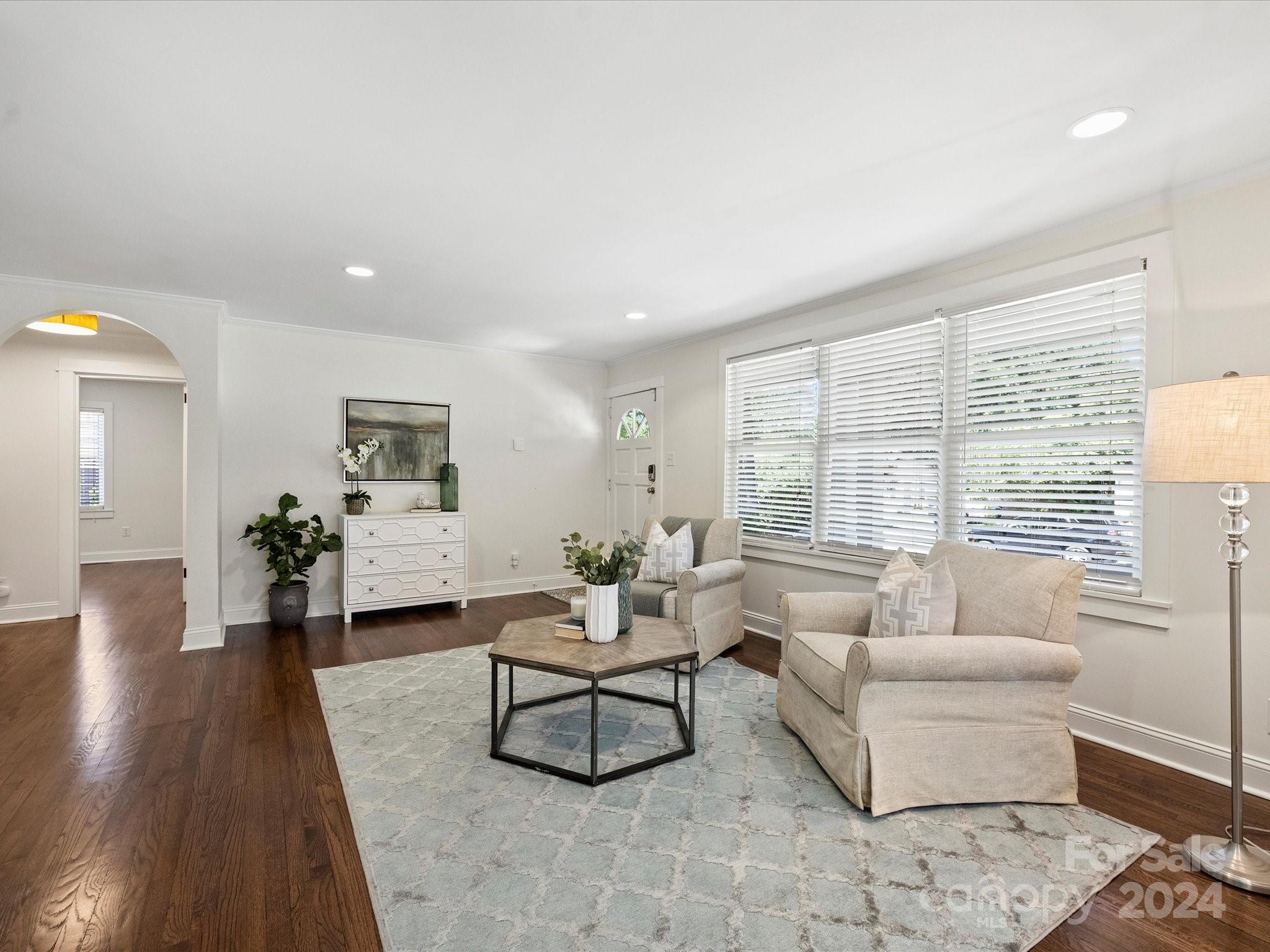 1308 Cortland Road W