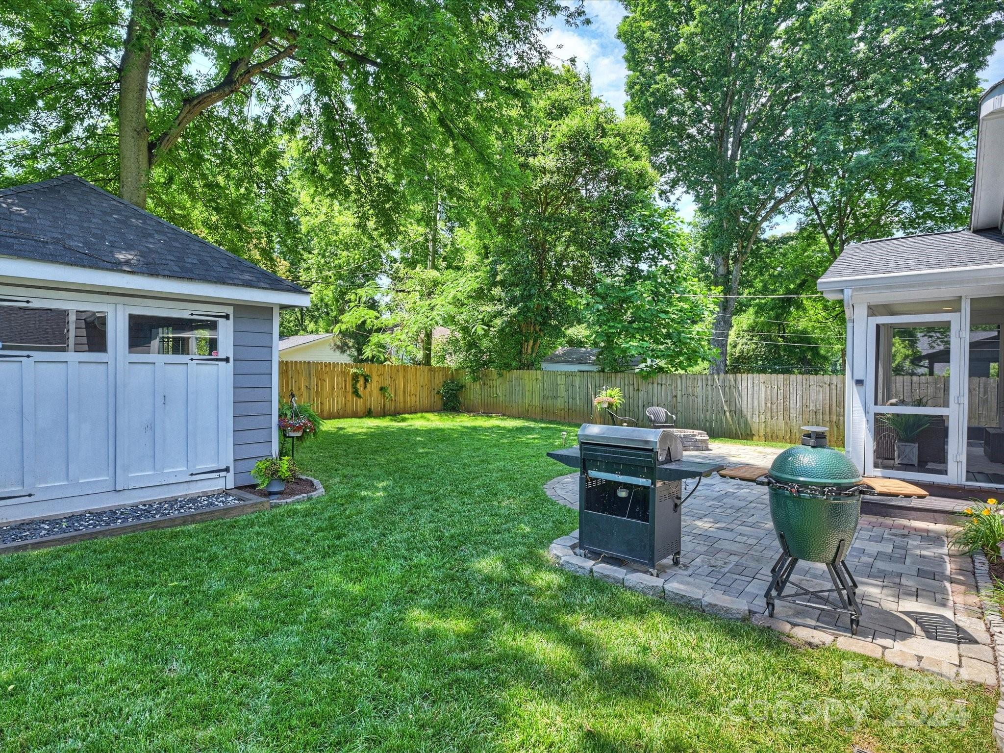 1308 Cortland Road W