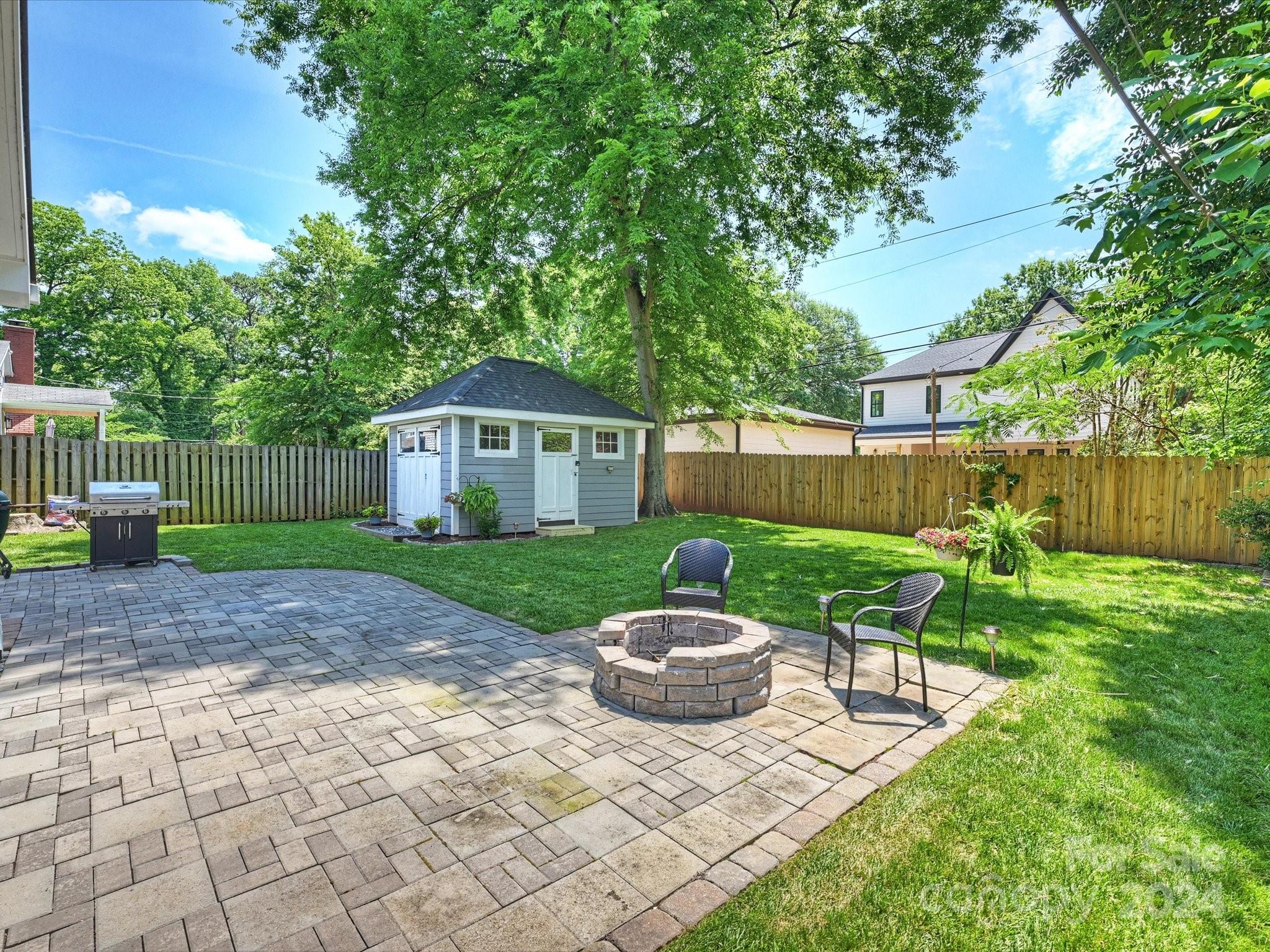 1308 Cortland Road W