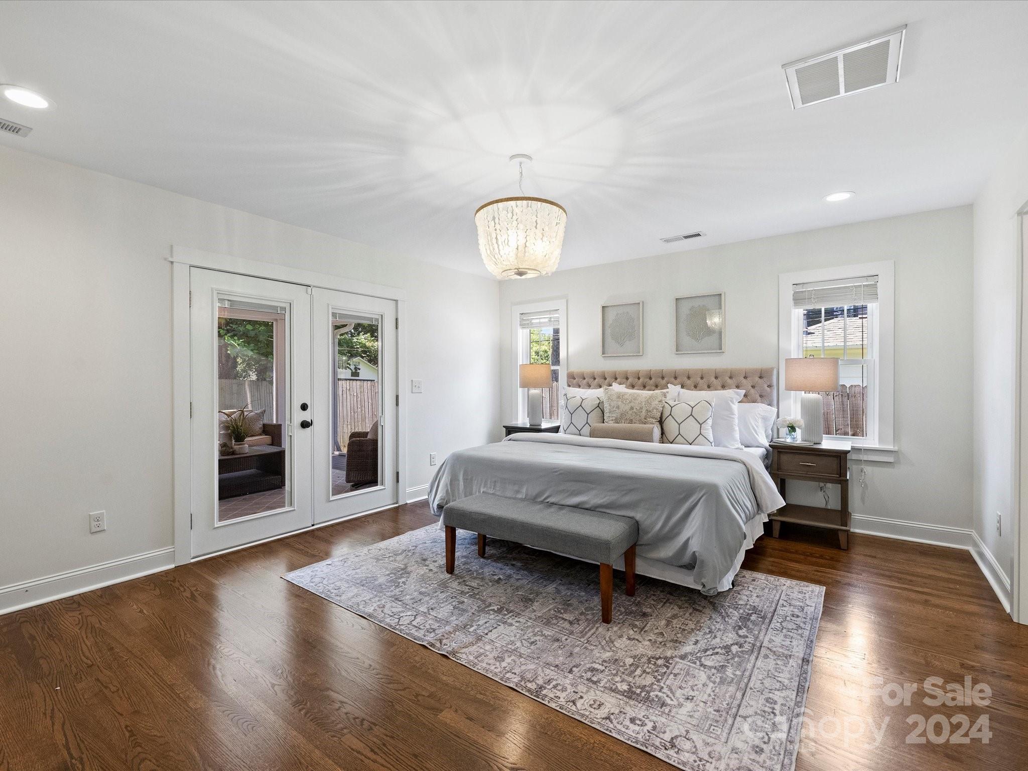 1308 Cortland Road W