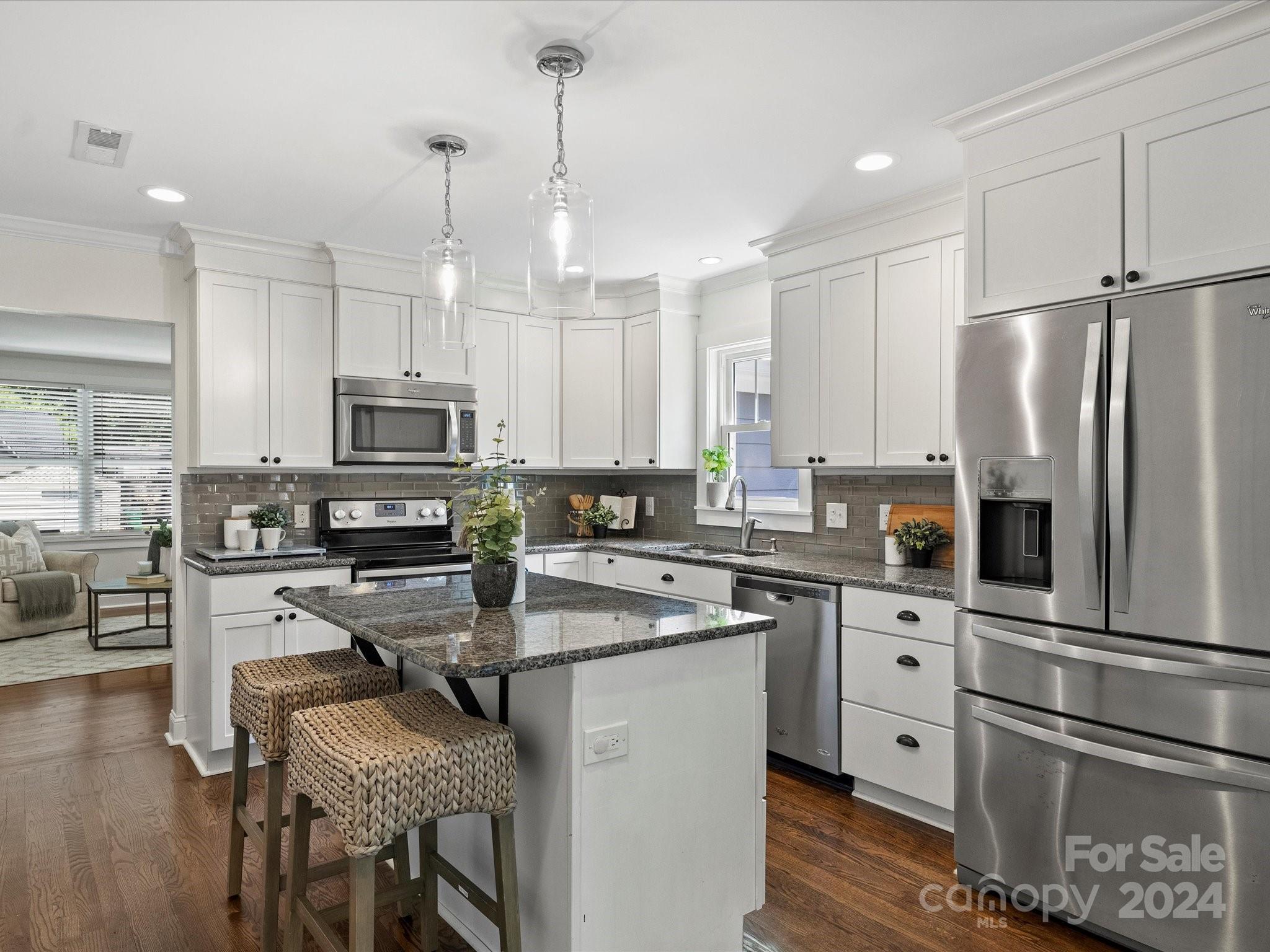 1308 Cortland Road W