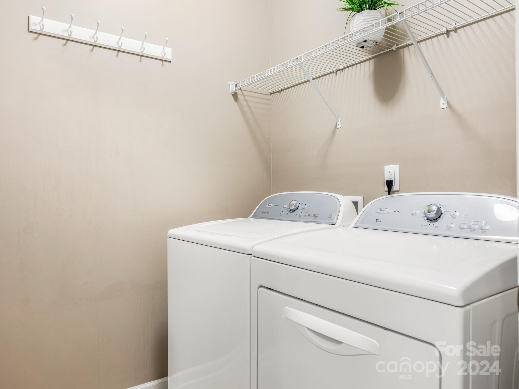 1056 Mountain Laurel Court