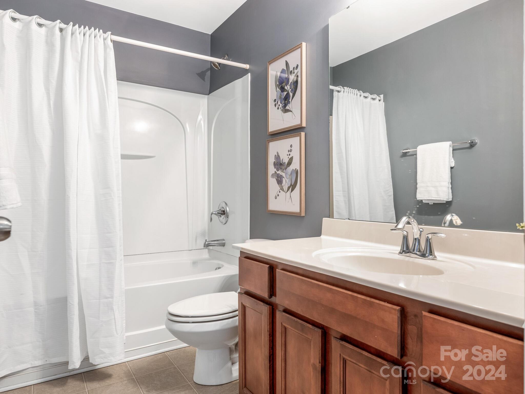 1056 Mountain Laurel Court
