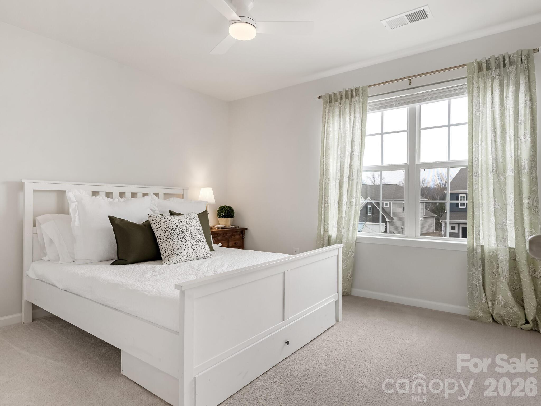 16011 Seagard Cove
