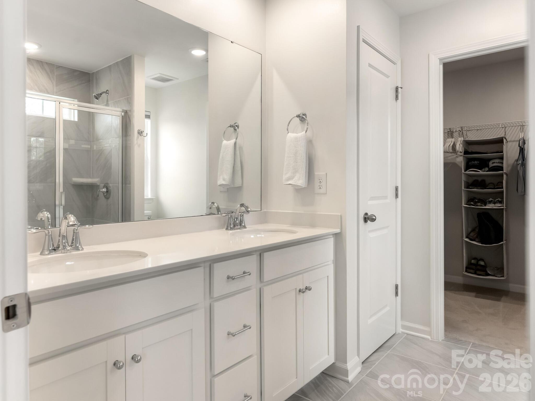 16011 Seagard Cove