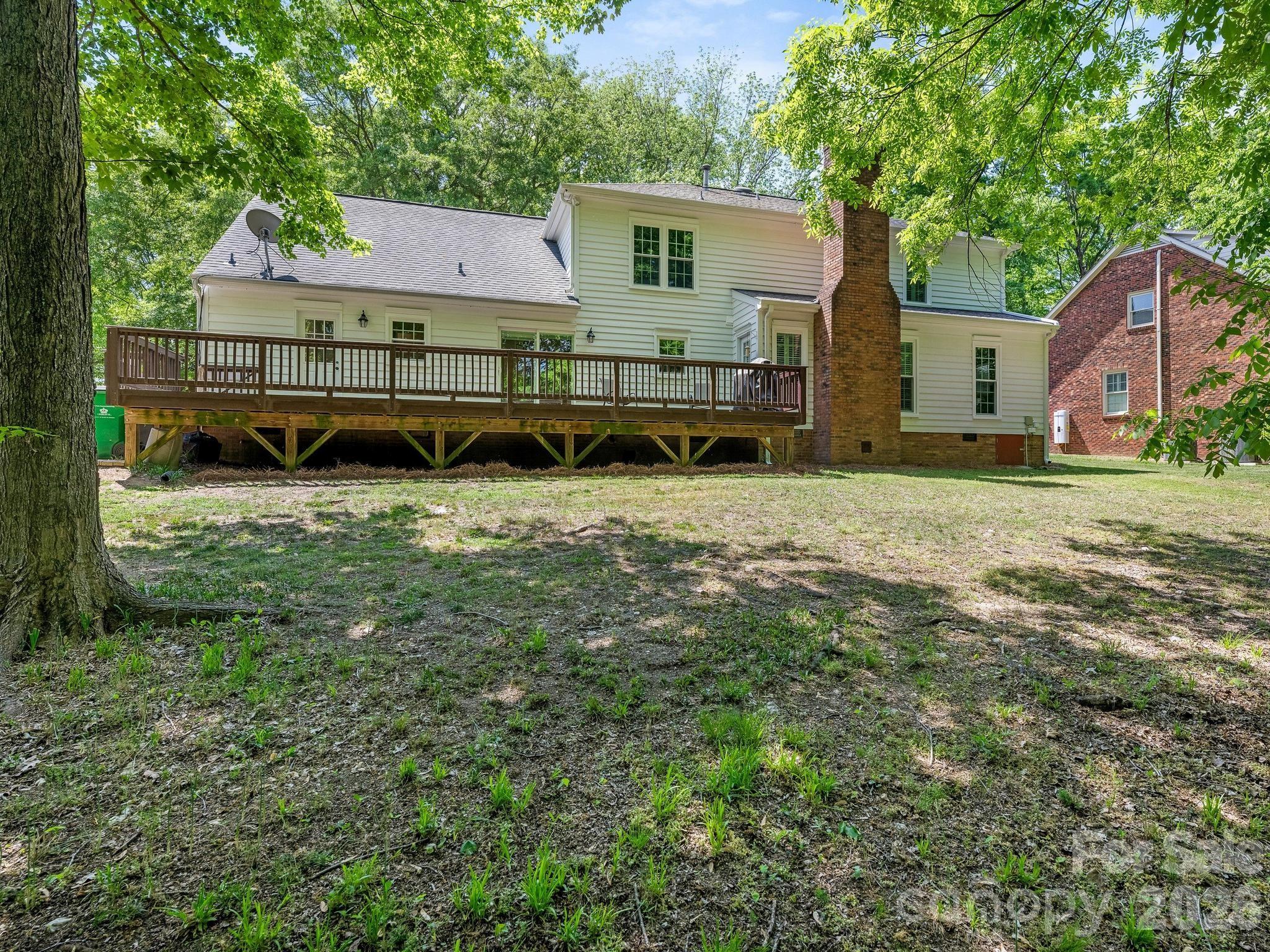 5017 Lindstrom Drive