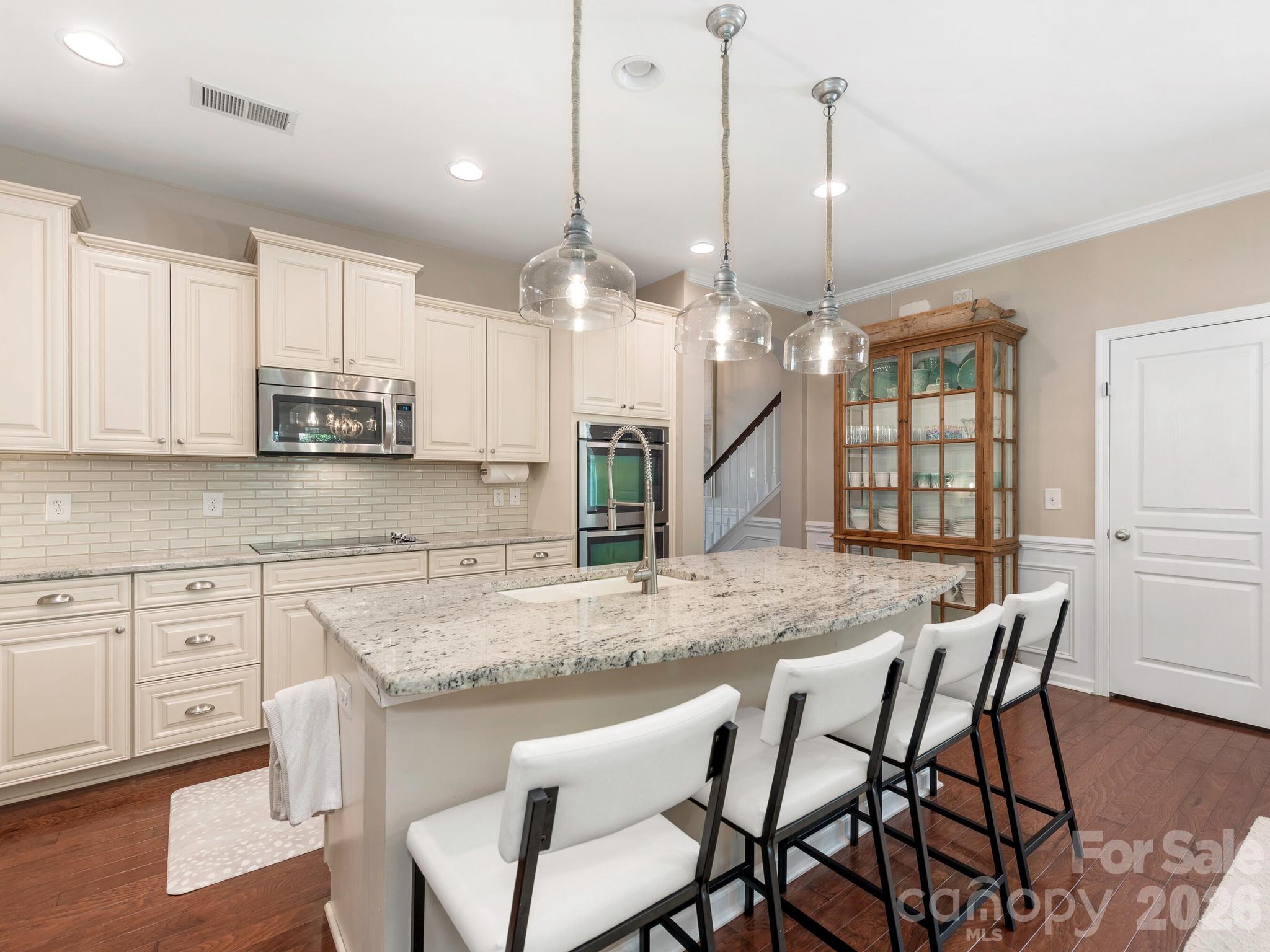 6025 Glenmore Garden Drive