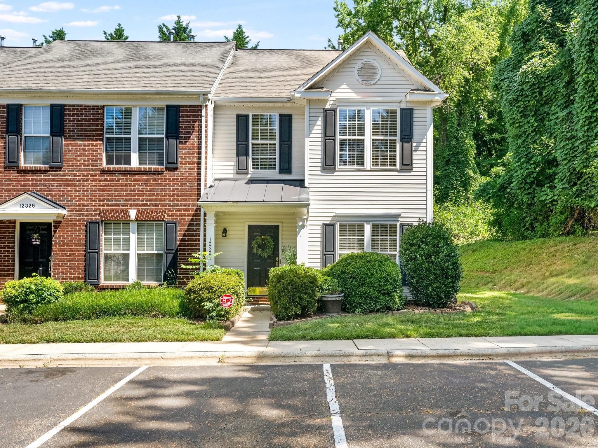 12327 Jessica Place