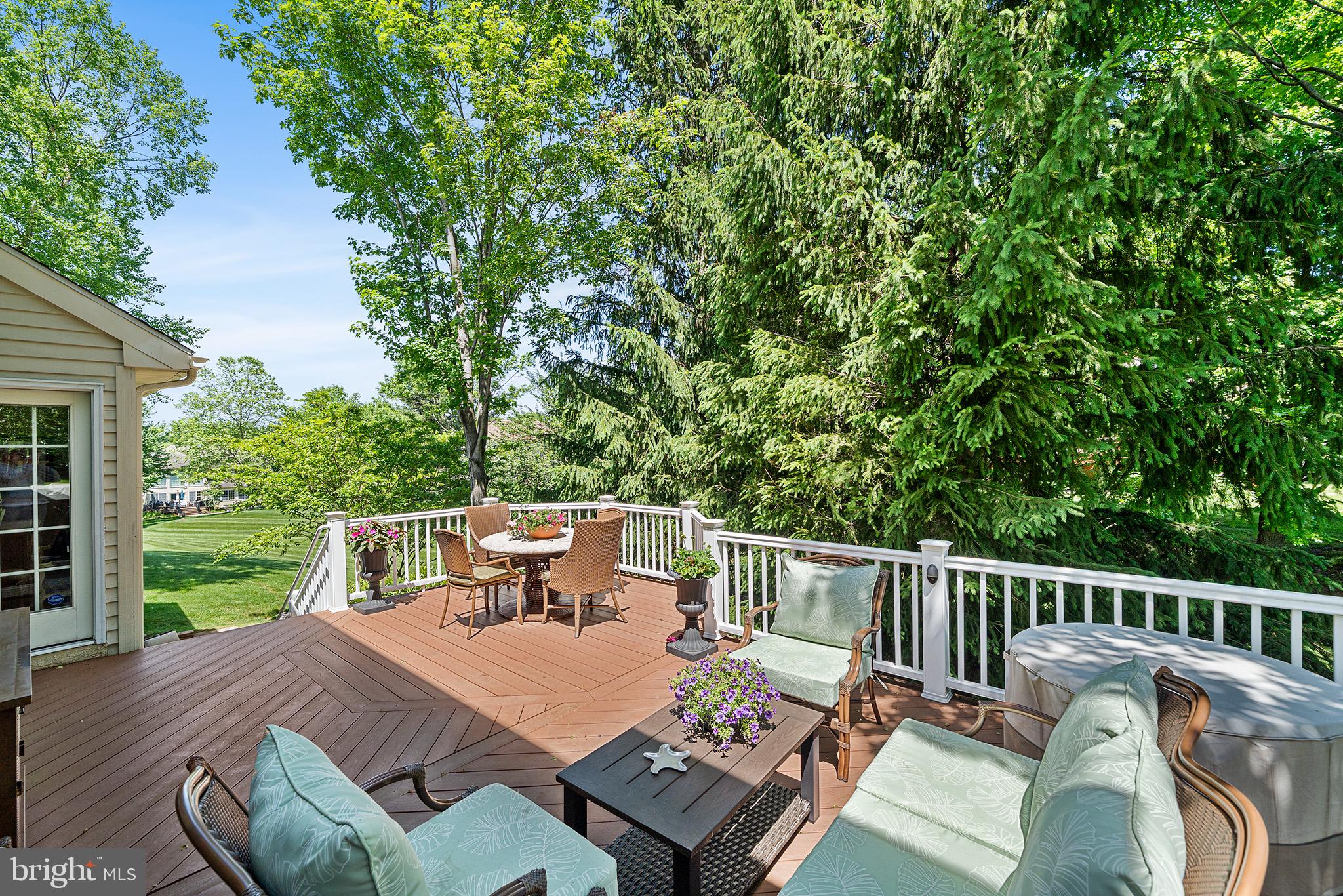 611 Cascades Ct