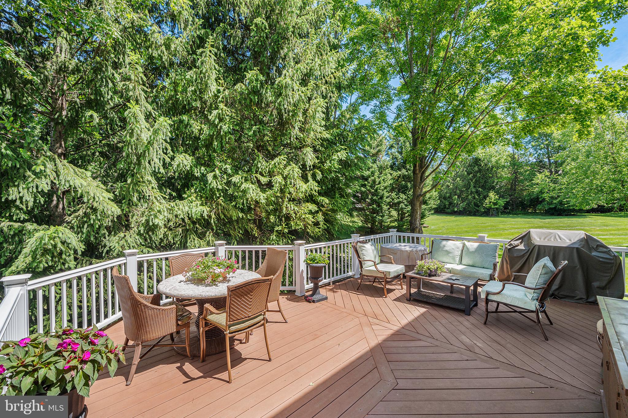 611 Cascades Ct