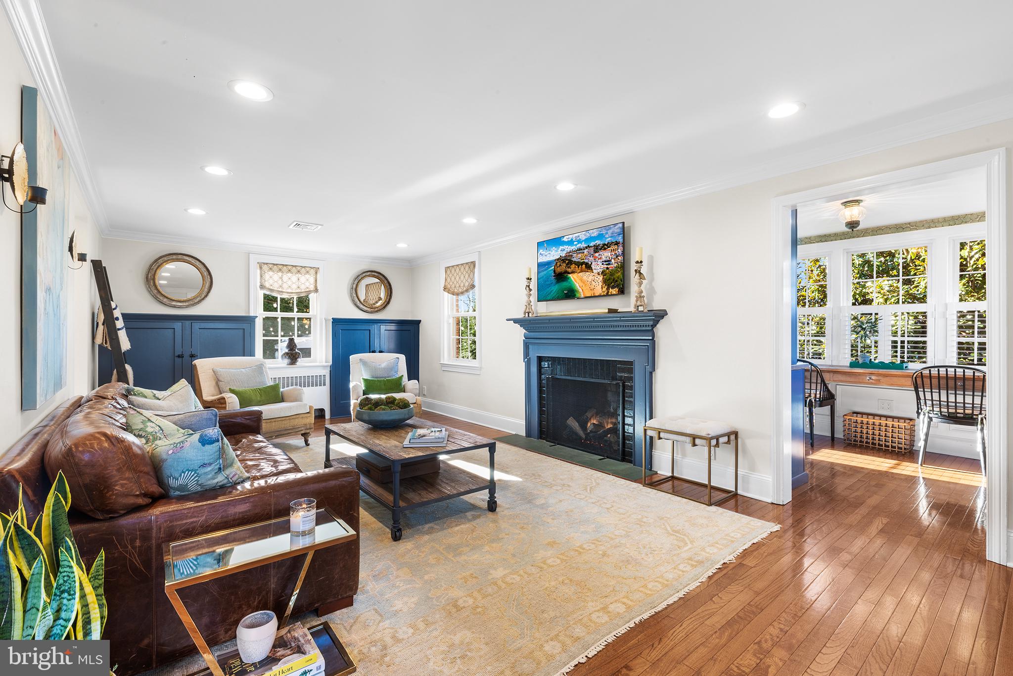 528 W Wayne Ave