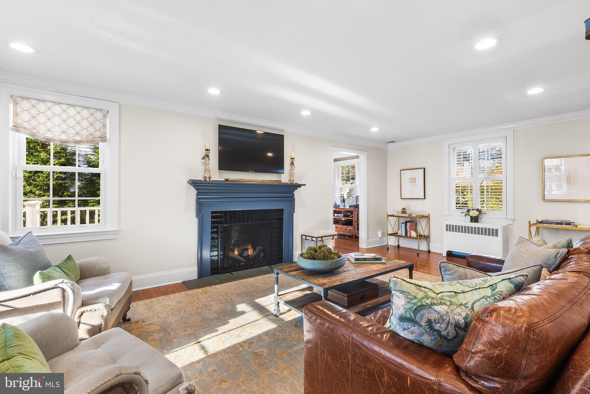 528 W Wayne Ave