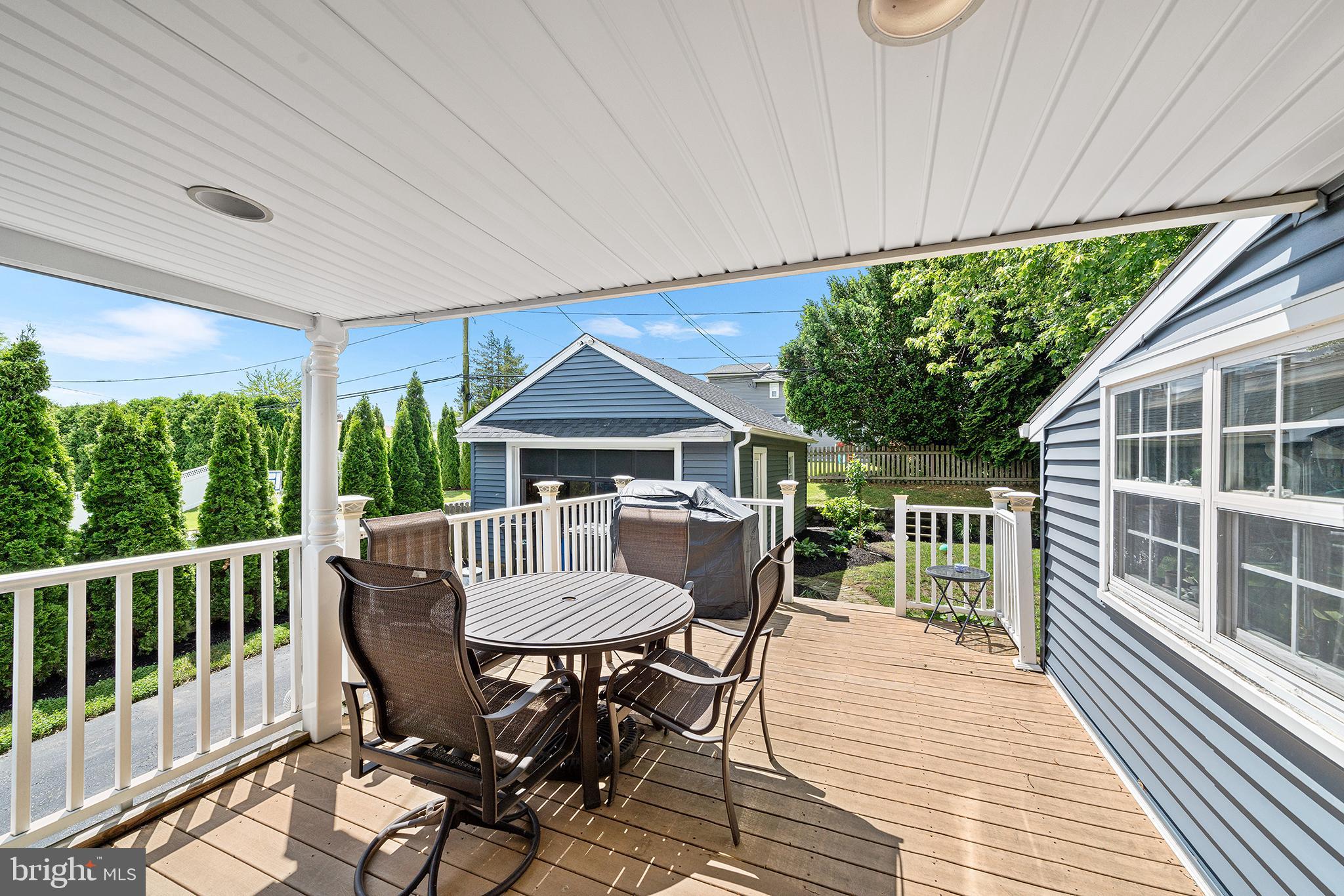 428 Hampshire Dr